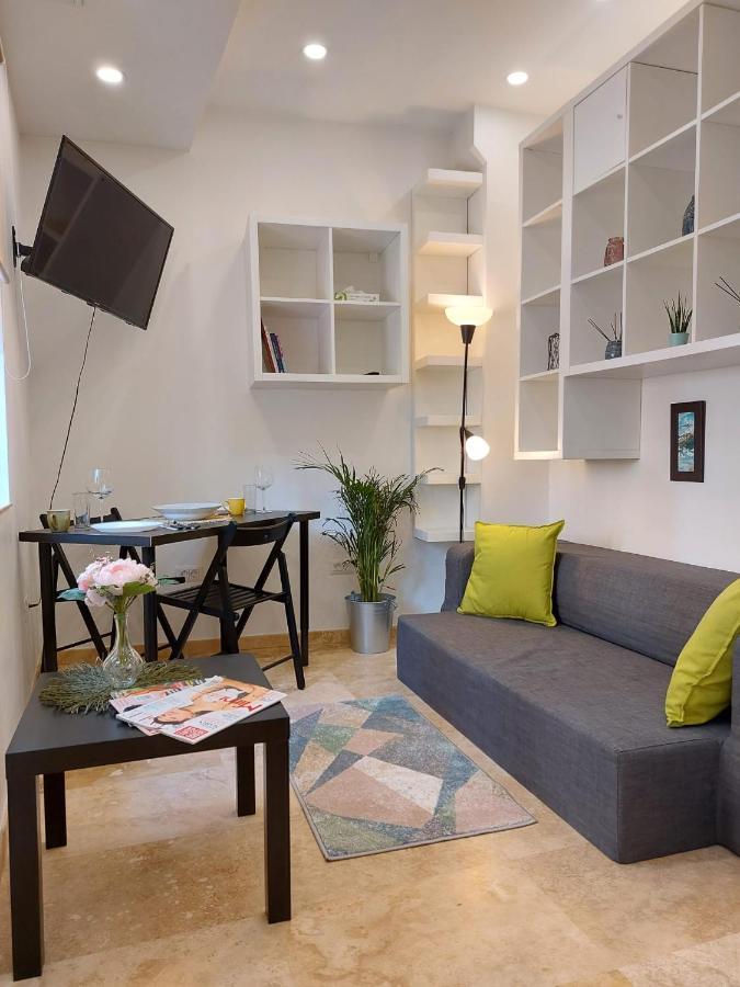 Sweet Dreams Suites Lovely Duplex Universitate ブカレスト エクステリア 写真