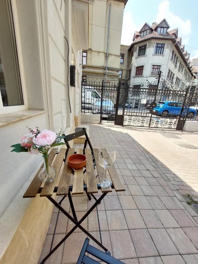 Sweet Dreams Suites Lovely Duplex Universitate ブカレスト エクステリア 写真
